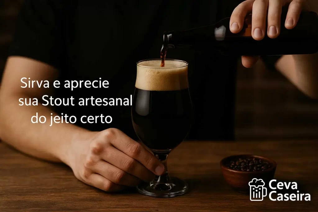 Homem enchendo uma taça com uma cerveja Stout artesanal.